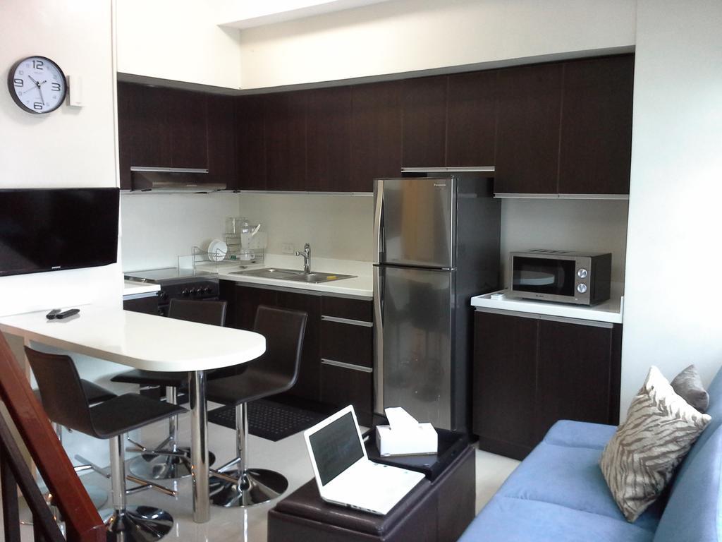 Eton Parkview Apartment Makati City Bagian luar foto
