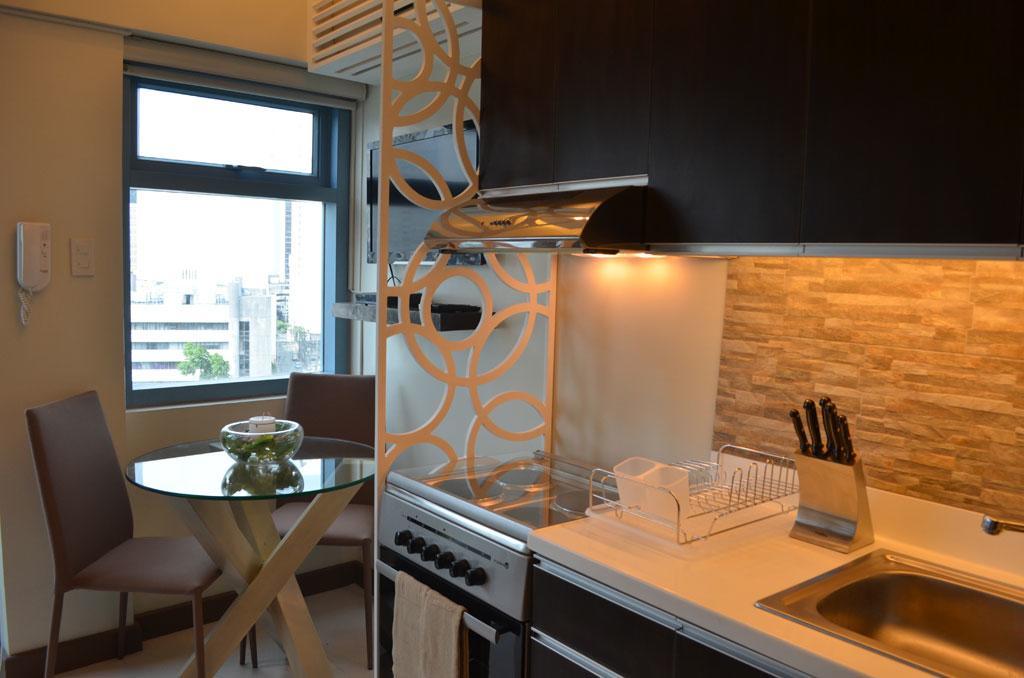 Eton Parkview Apartment Makati City Bagian luar foto